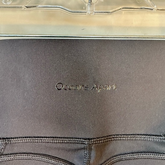 Oceans Apart Spell Out Mesh Design Hi- Waisted Compression Athletic Leggings, S - Picture 5 of 11